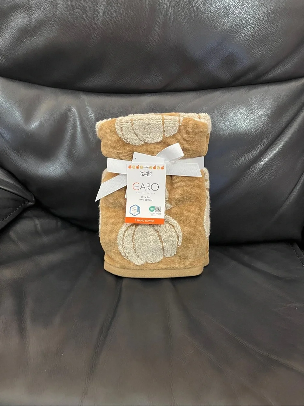 Thanksgiving CARO HOME Pumpkin Hand Towels (2) Thanksgiving Pumpkin Towels